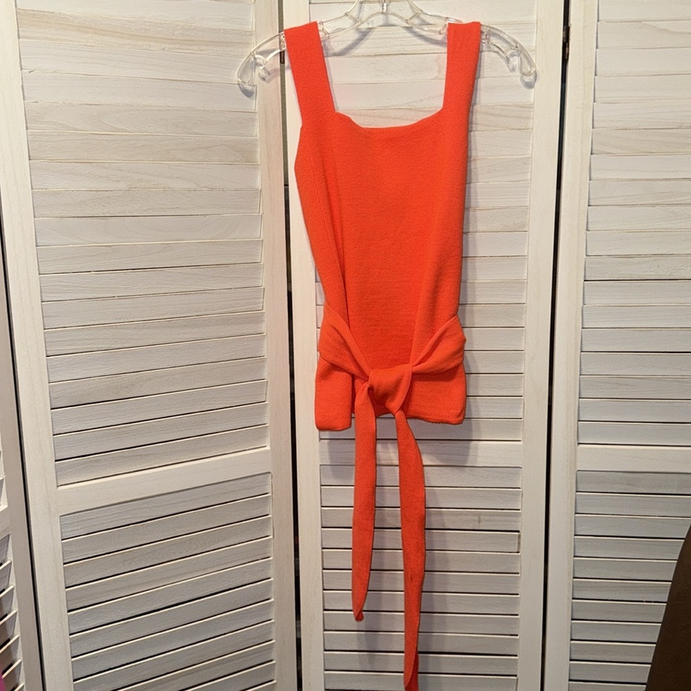 -Anthropologie Vibrant Orange Women's Top. READ BELOW FOR SIZE COMMENTS